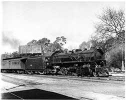 loco SAR 710 on passenger train entering yard - Aldgate